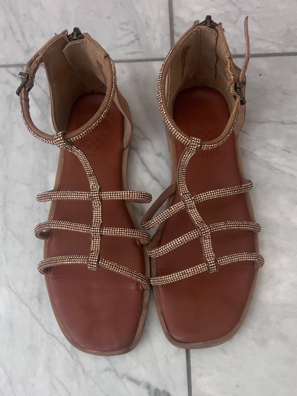 Vince Camuto bronze T-strap rhinestone sandals girls size 3